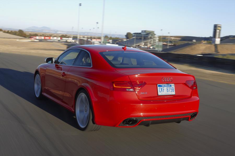  Audi RS5 Coupe 2012 года  (NA) (фото 19 из 104)